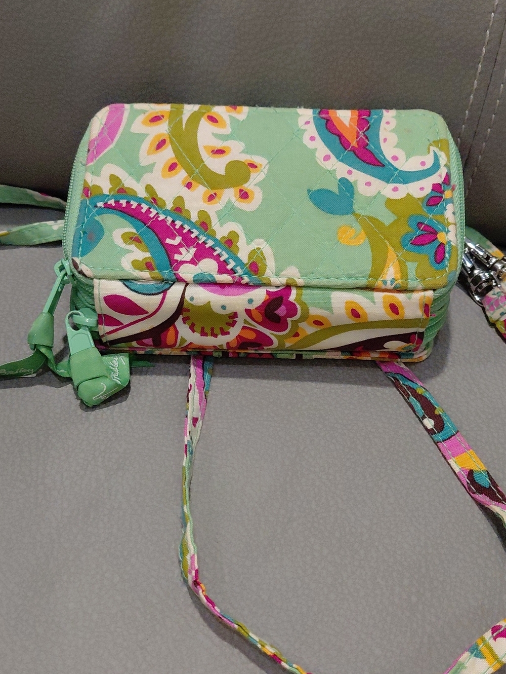 VERA BRADLEY MINI WRISTLET/WALLET Crossbody - Picture 7 of 9